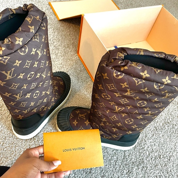 😍NEW RARE Louis Vuitton Snow boots - Picture 3 of 8